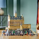 LEGO Harry Potter O Castelo de Hogwarts O Grande Salão Idades 10+ 1732 Peças Item 76435